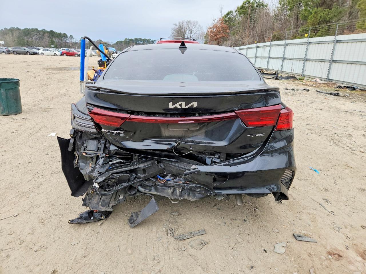 2023 KIA FORTE GT LINE photo 6