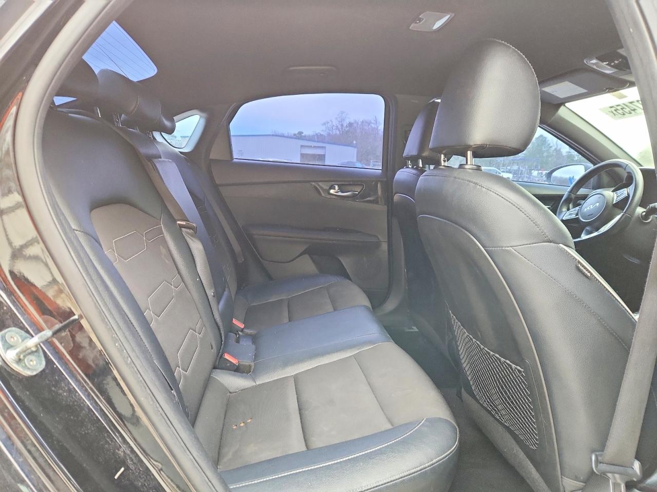 2023 KIA FORTE GT LINE photo 10