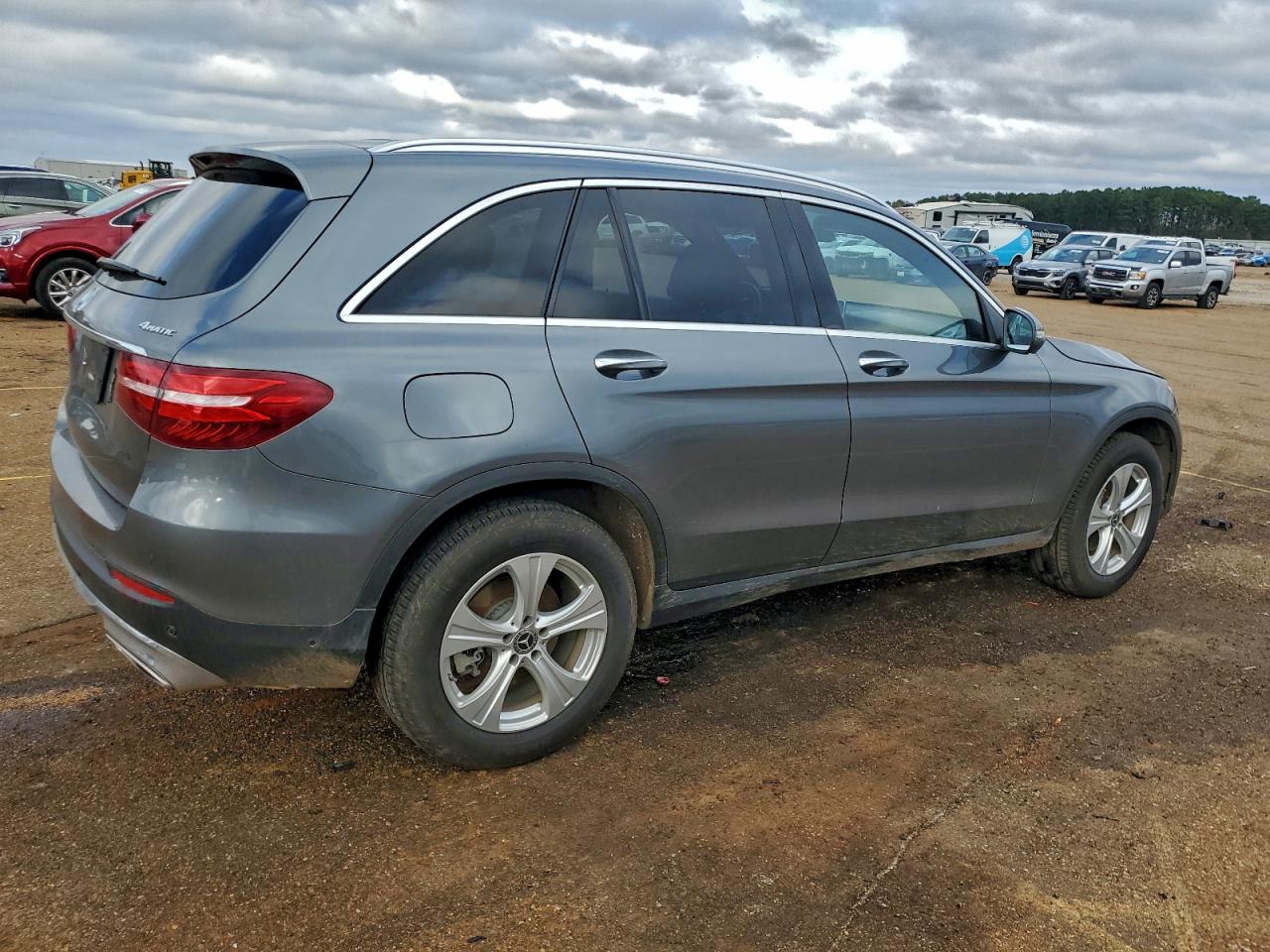 2018 MERCEDES-BENZ GLC 300 4MATIC photo 3