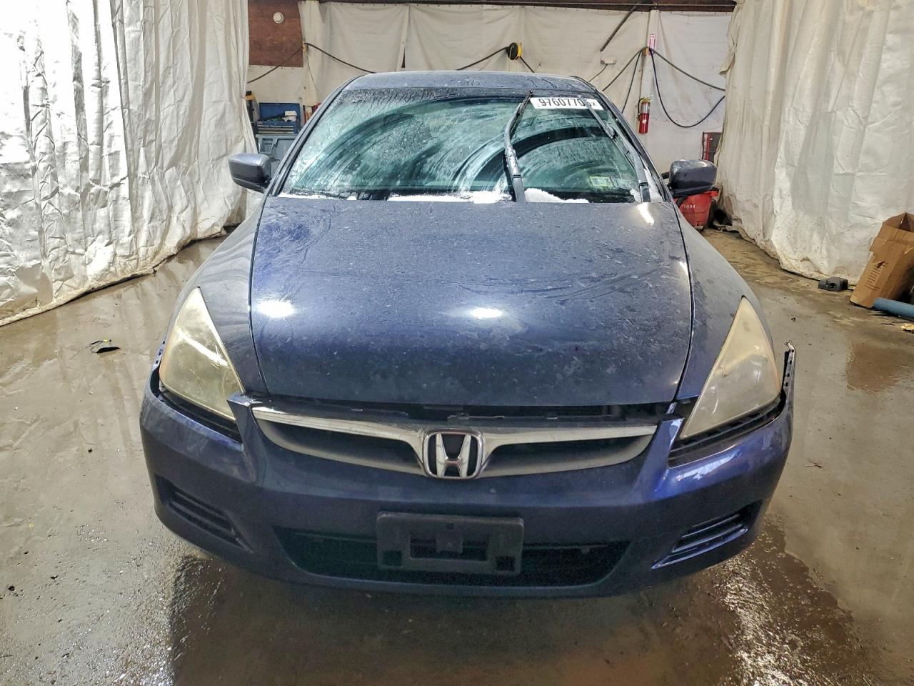 2007 HONDA ACCORD LX photo 5