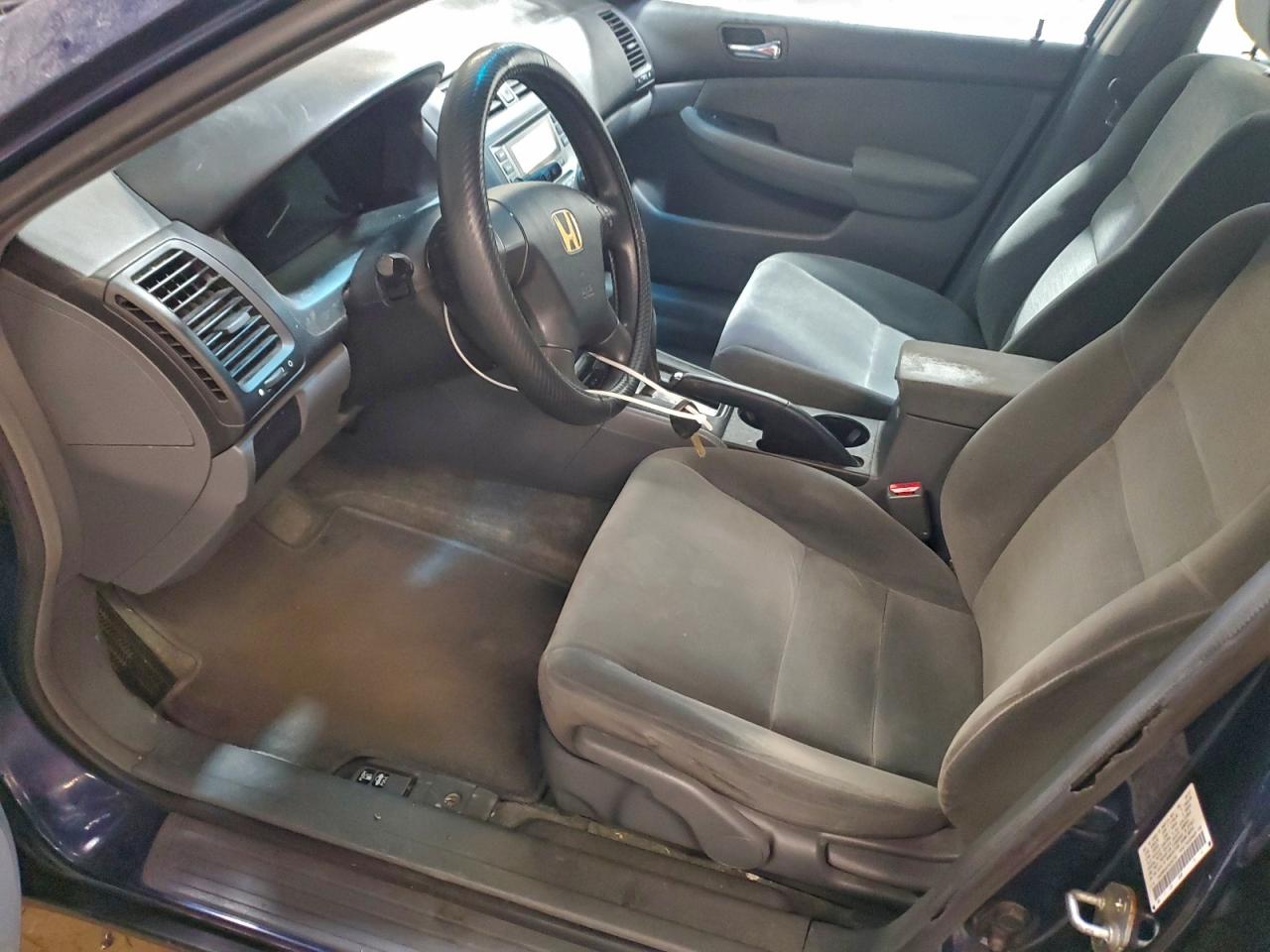 2007 HONDA ACCORD LX photo 7