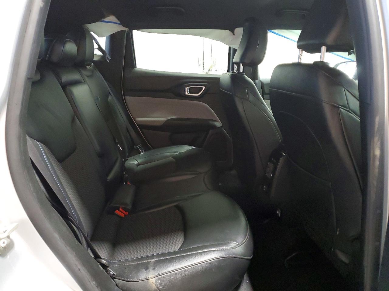 2024 JEEP COMPASS LATITUDE photo 11
