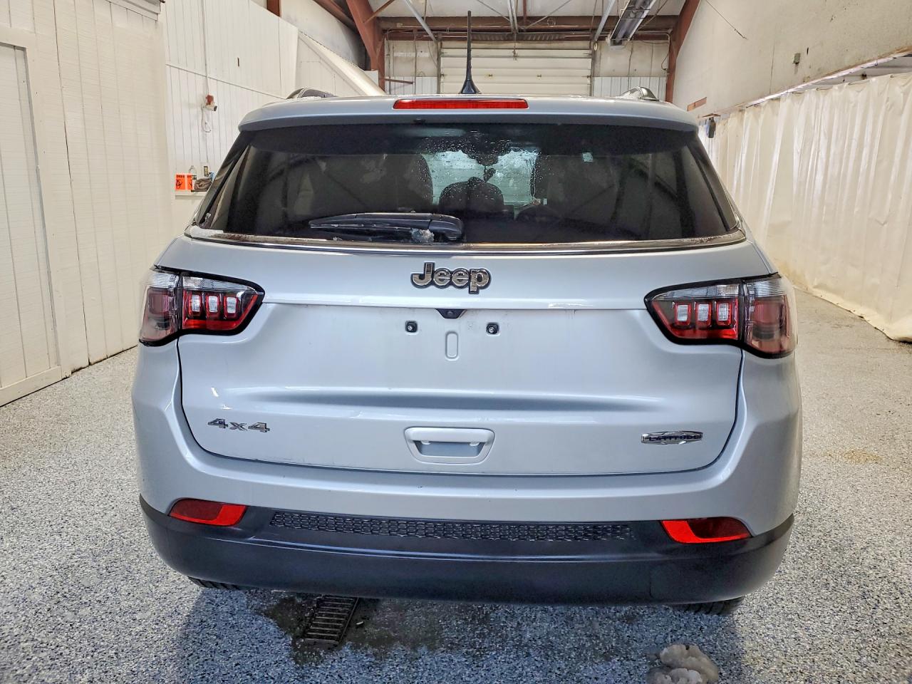 2024 JEEP COMPASS LATITUDE photo 6