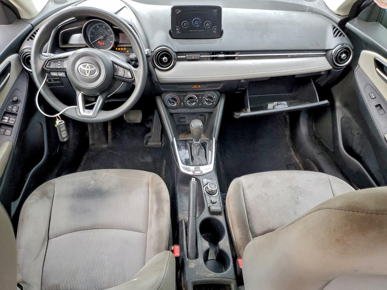 2019 TOYOTA YARIS L photo 22