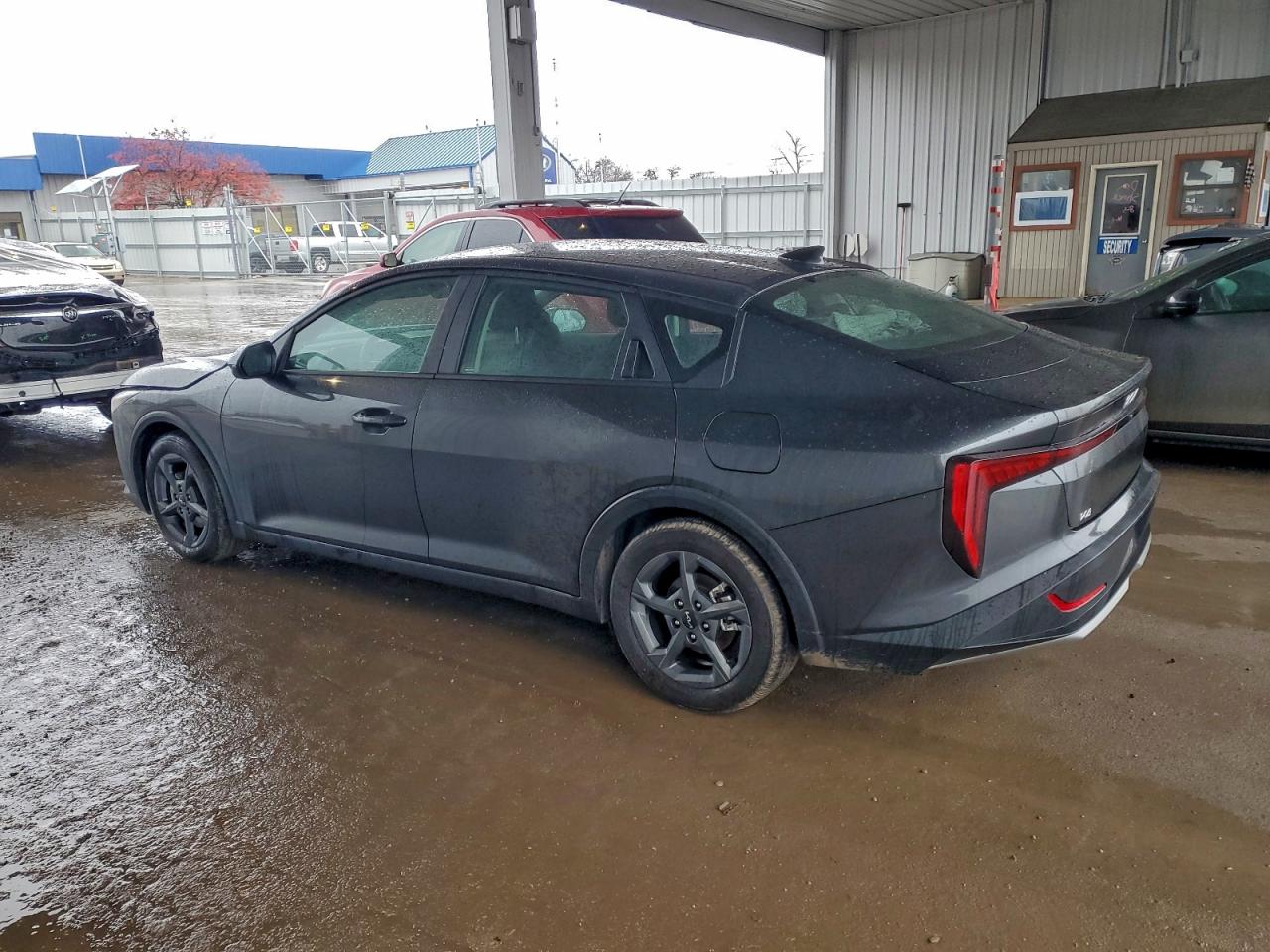2025 KIA K4 LX photo 2