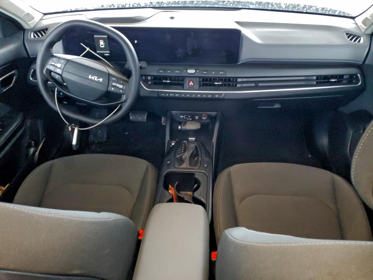 2025 KIA K4 LX photo 8