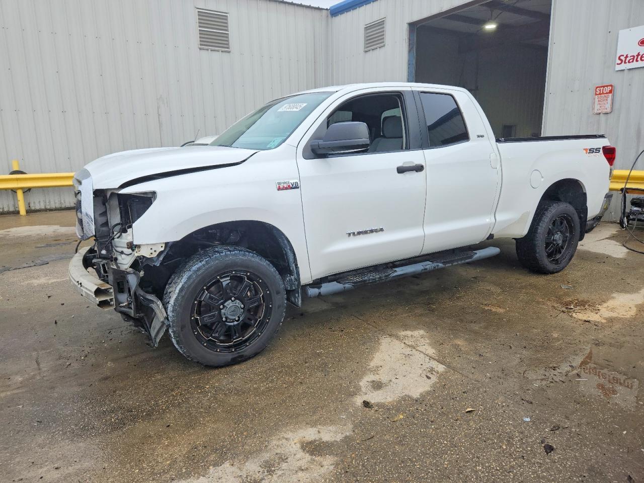 2013 TOYOTA TUNDRA