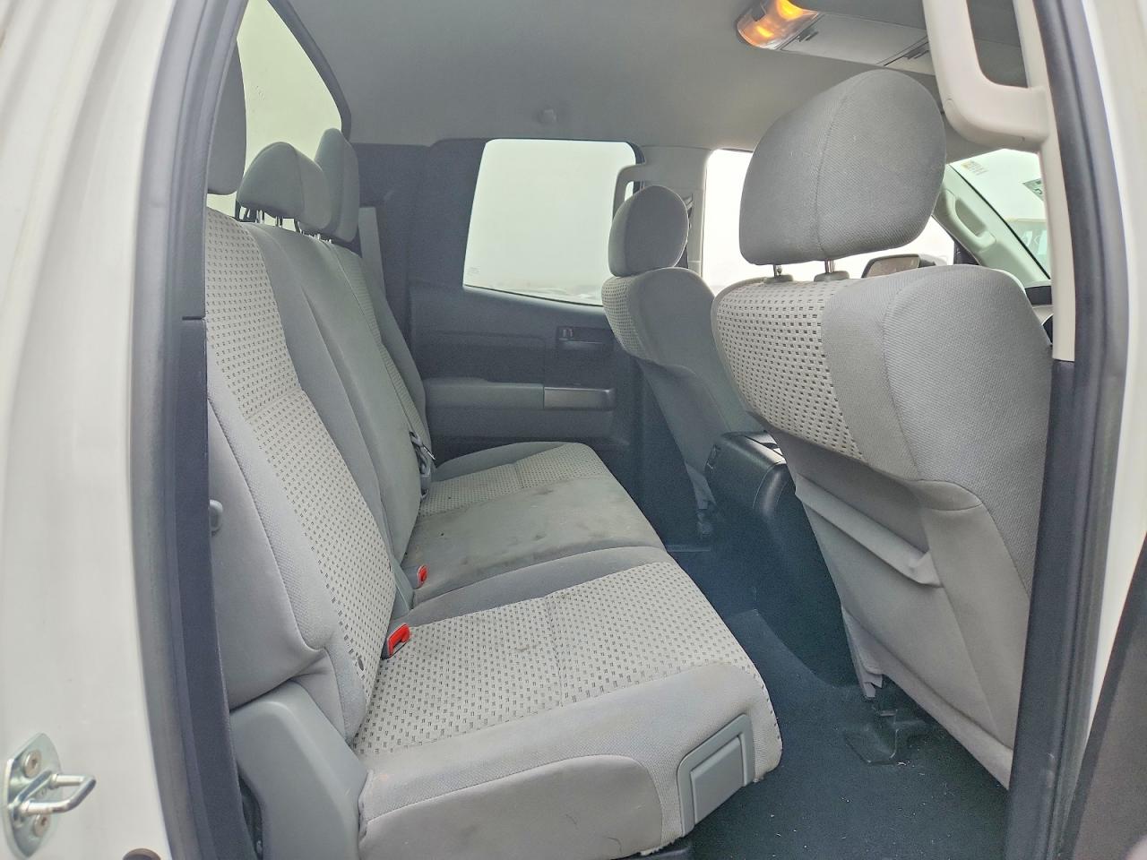 2013 TOYOTA TUNDRA DOUBLE CAB SR5 photo 10
