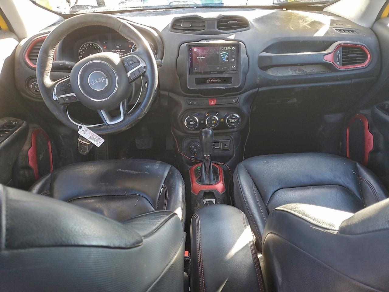 2015 JEEP RENEGADE TRAILHAWK photo 8