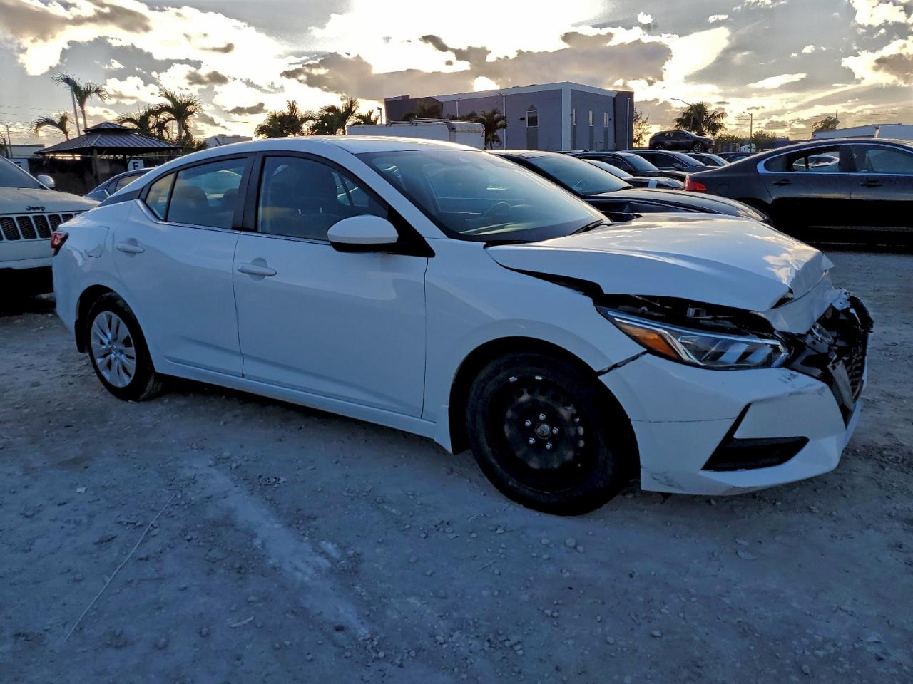 2022 NISSAN SENTRA S photo 4