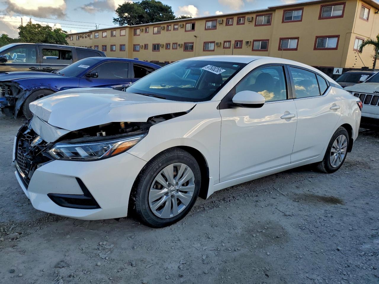 2022 NISSAN SENTRA