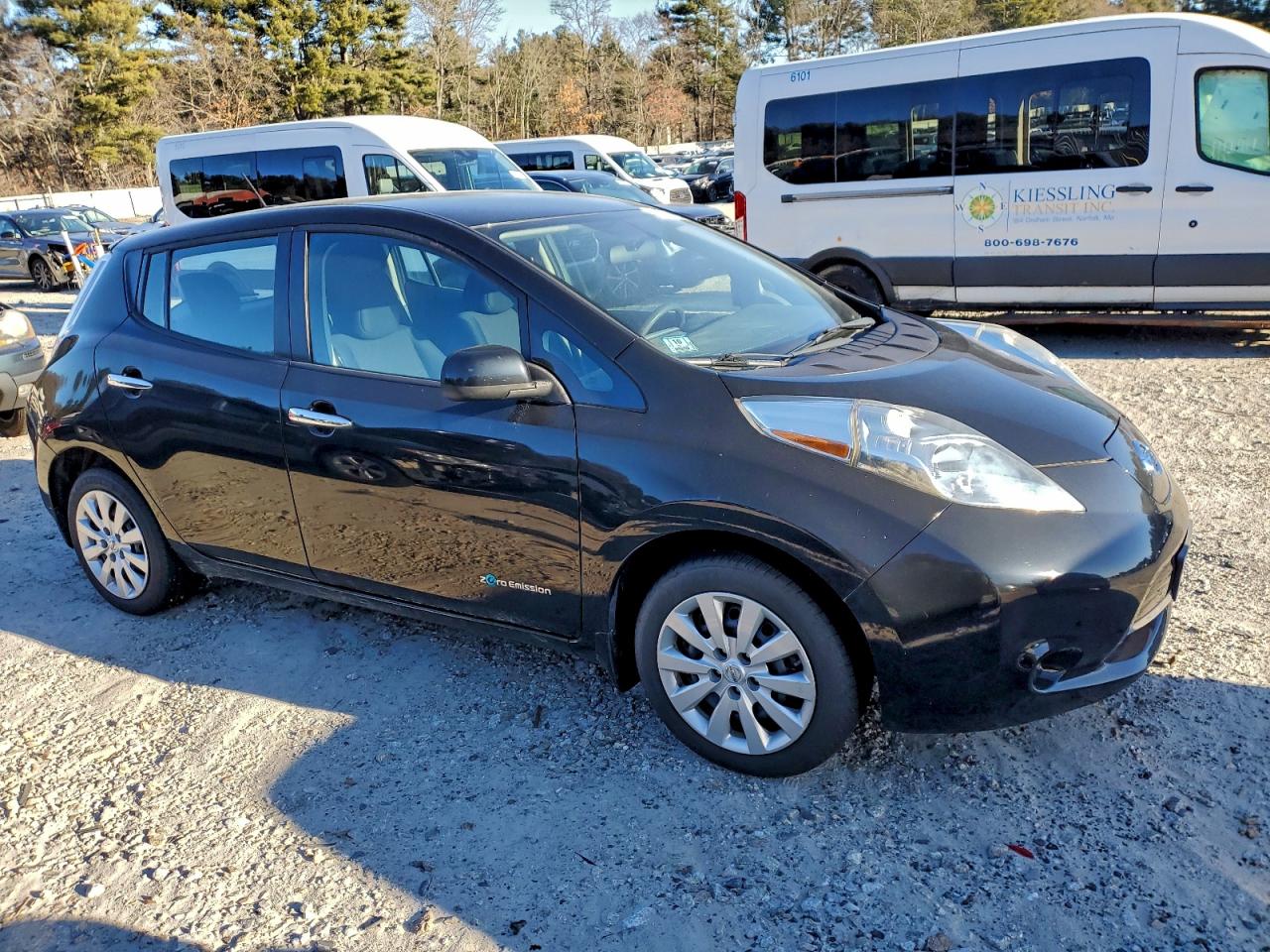 2016 NISSAN LEAF photo 4