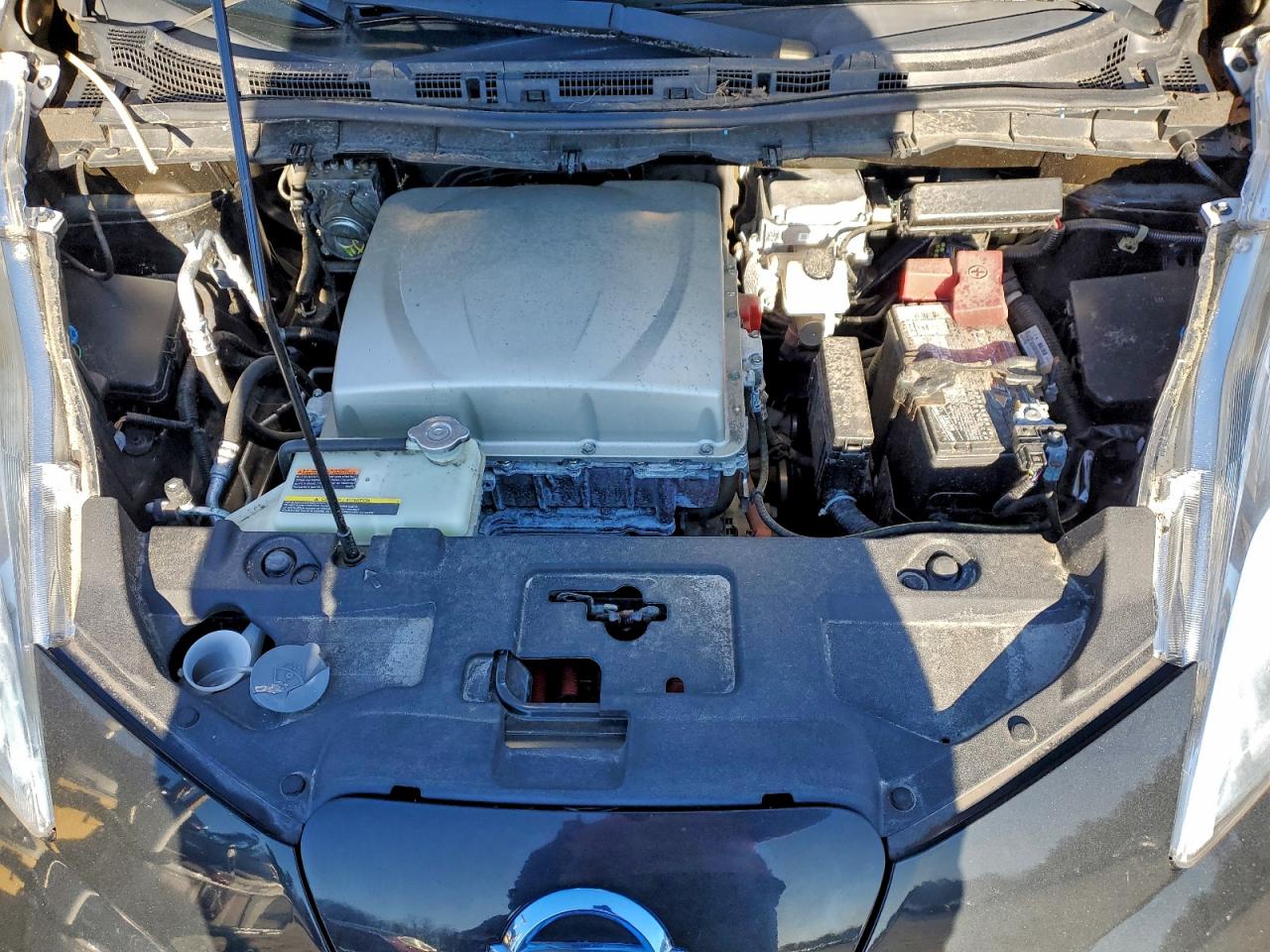 2016 NISSAN LEAF photo 11