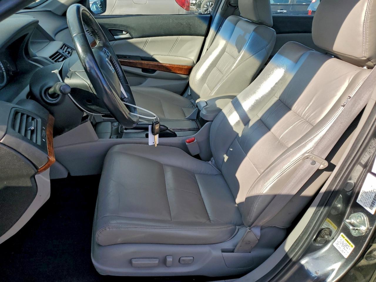 2012 HONDA ACCORD EXL photo 7