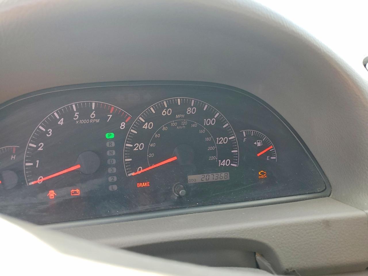 2005 TOYOTA CAMRY LE photo 9