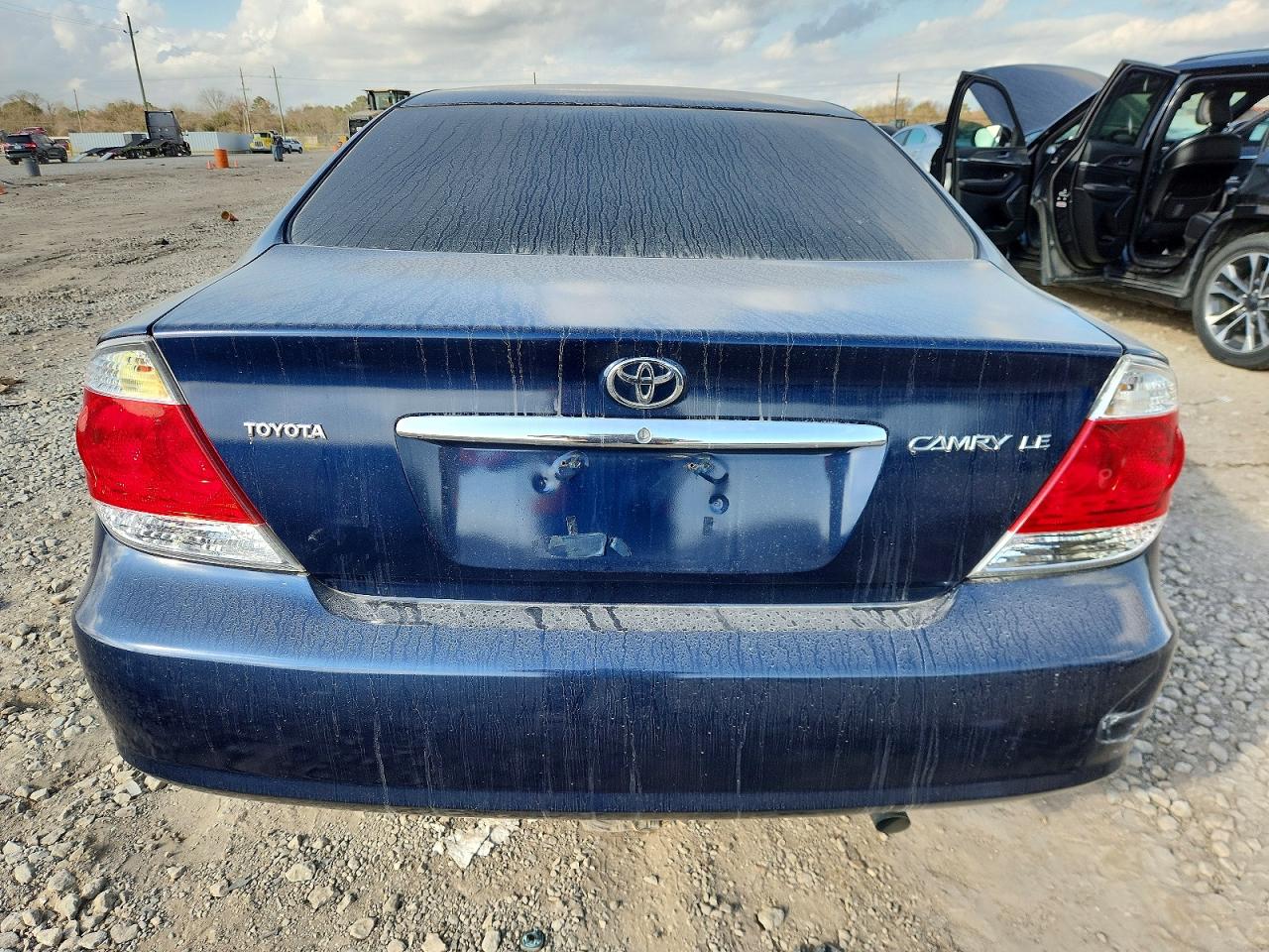 2005 TOYOTA CAMRY LE photo 6