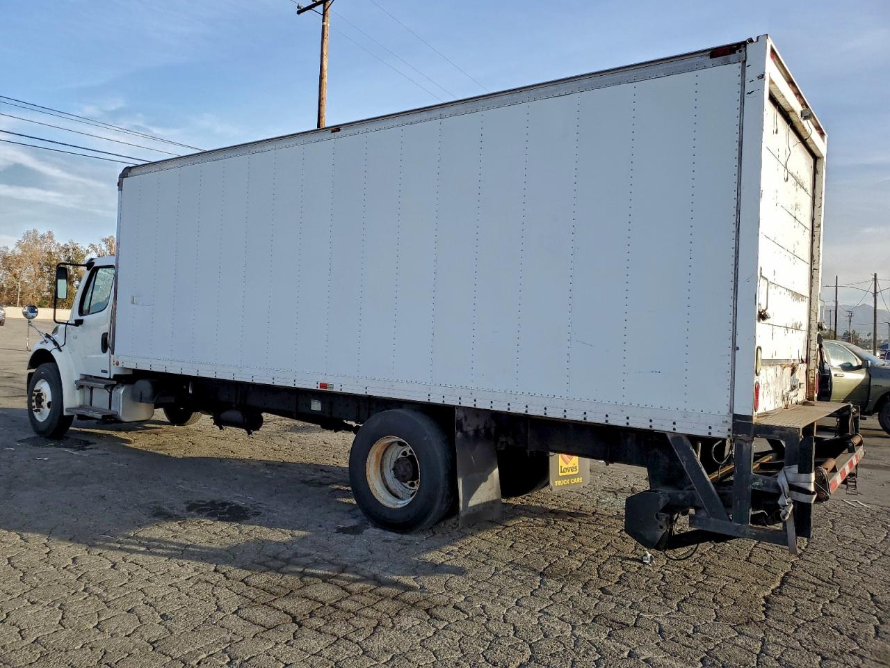 2006 FREIGHTLINER BUSINESS CLASS M2 BOX TRUCK photo 3