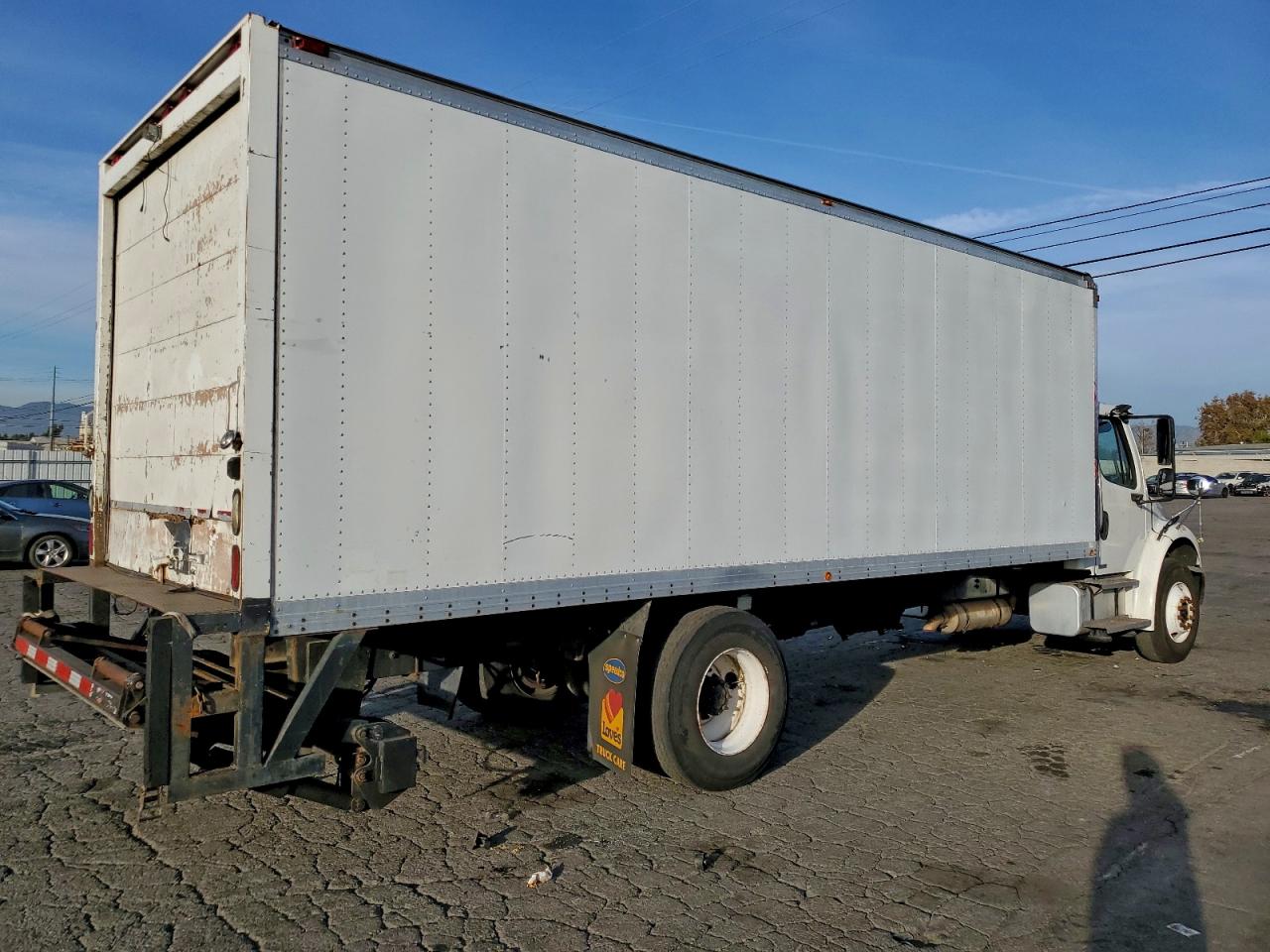 2006 FREIGHTLINER BUSINESS CLASS M2 BOX TRUCK photo 5