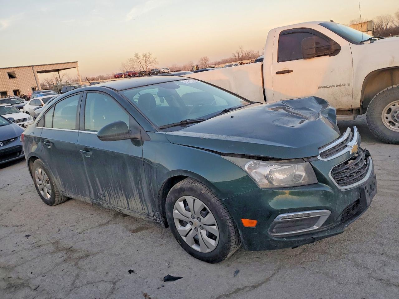 2015 CHEVROLET CRUZE LT photo 4