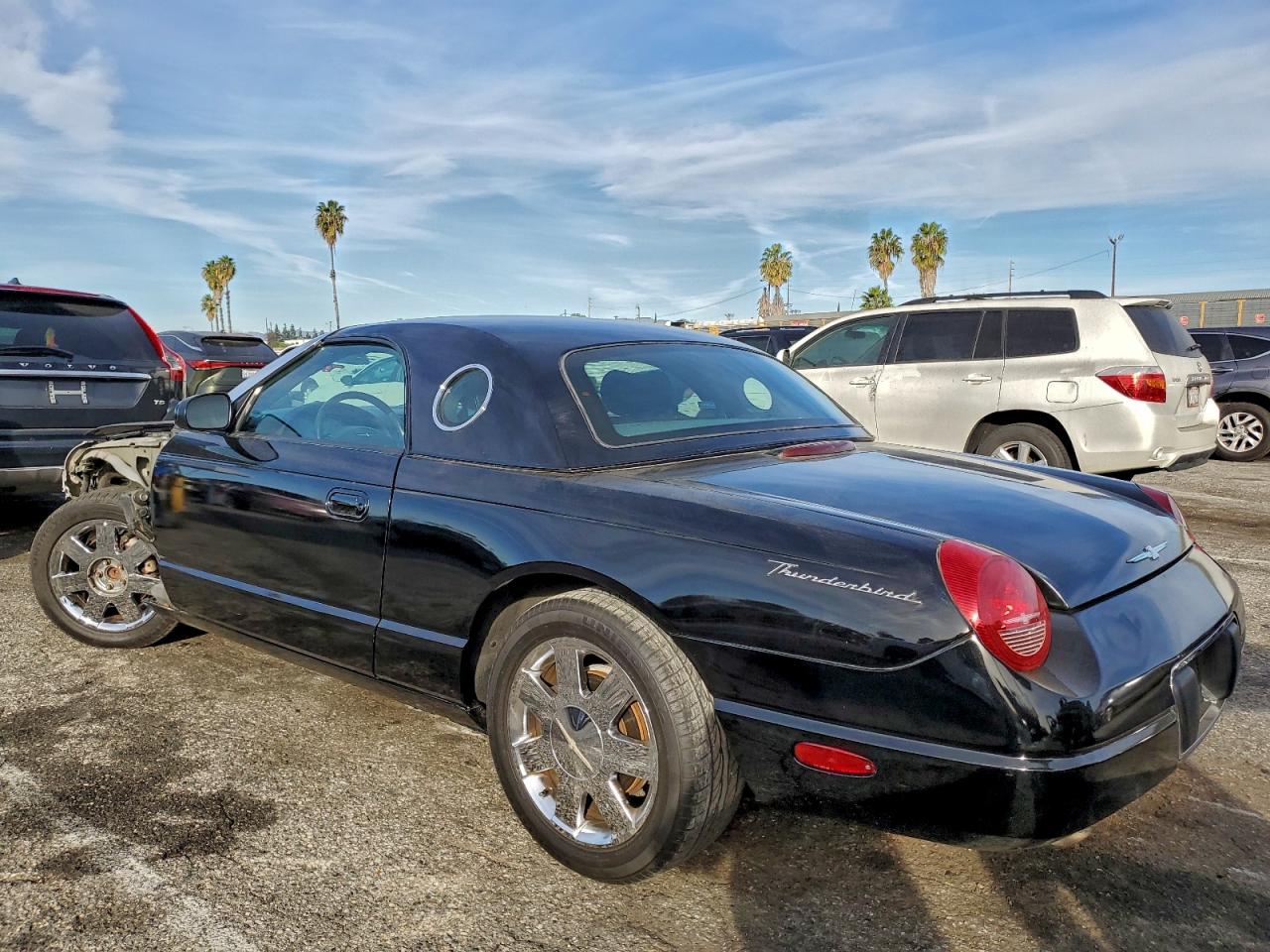 2002 FORD THUNDERBIRD photo 2