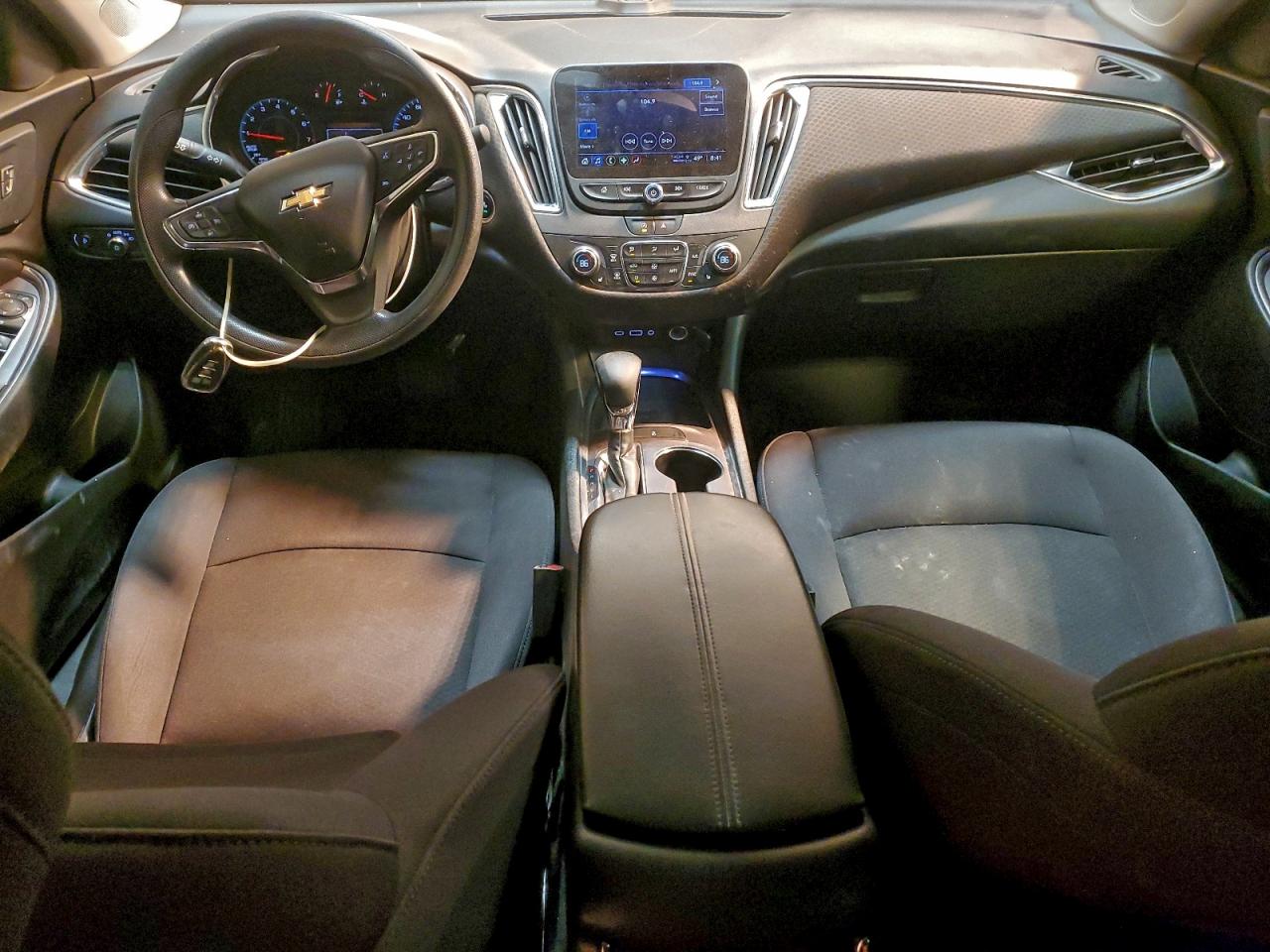 2021 CHEVROLET MALIBU LT photo 8