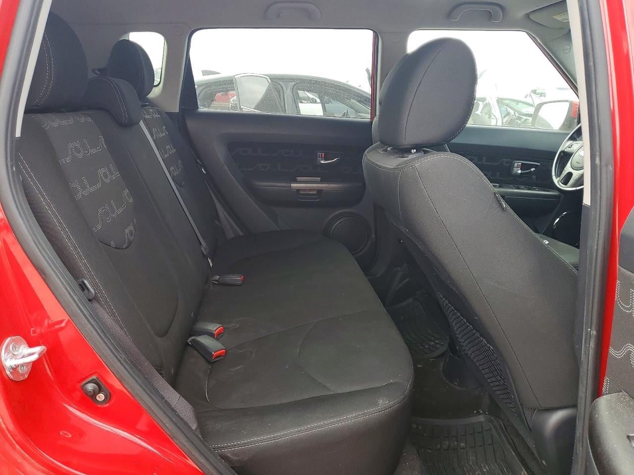 2013 KIA SOUL + photo 11