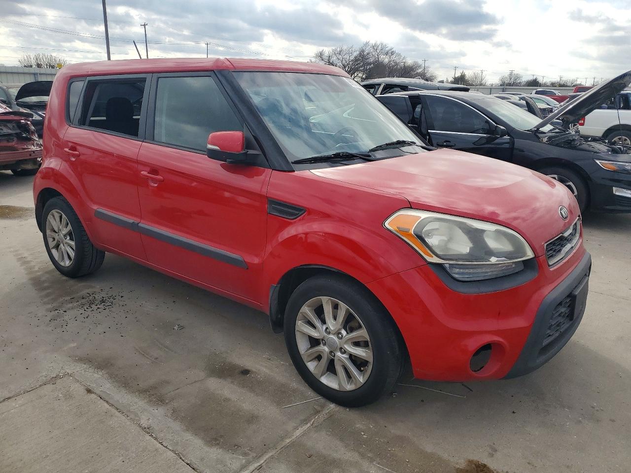 2013 KIA SOUL + photo 4
