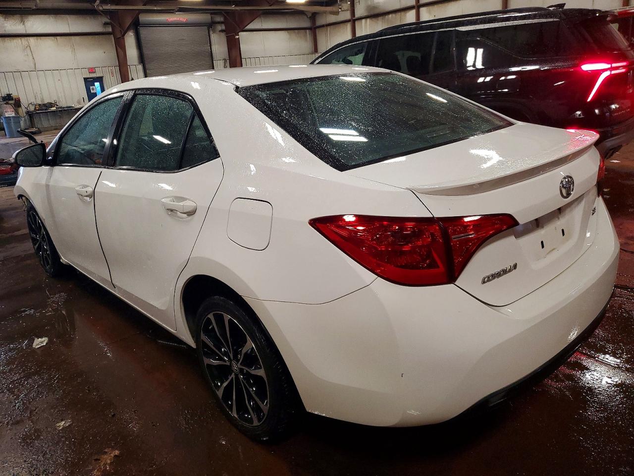 2017 TOYOTA COROLLA L photo 2