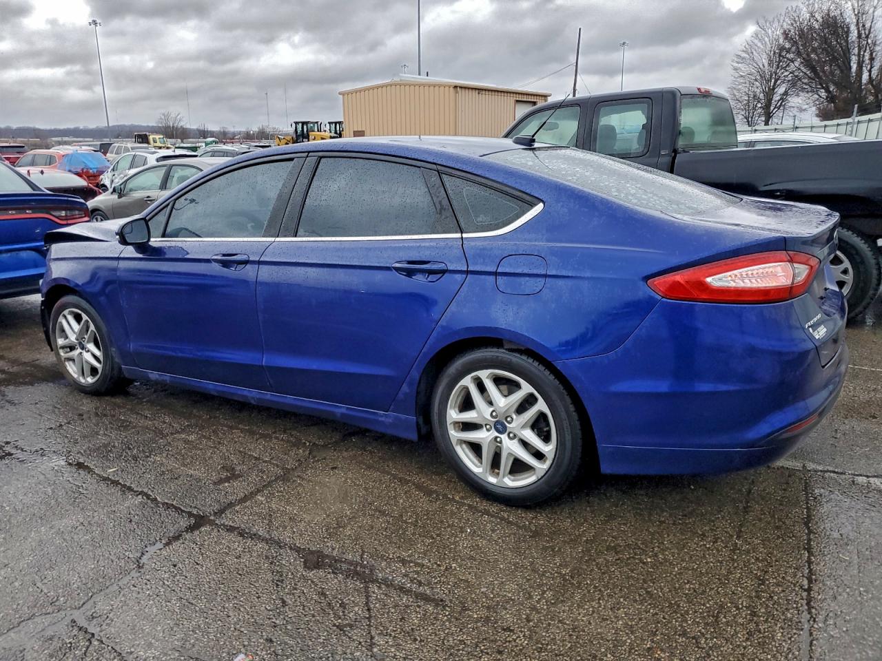 2016 FORD FUSION SE photo 2