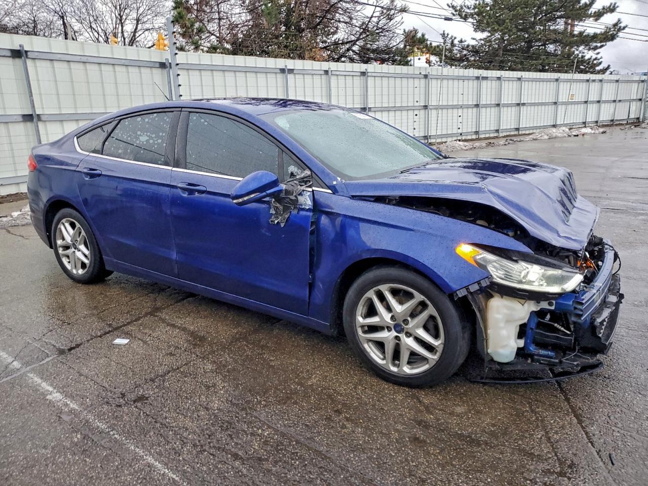 2016 FORD FUSION SE photo 4