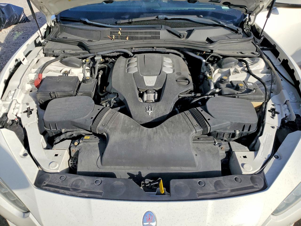 2017 MASERATI GHIBLI photo 11