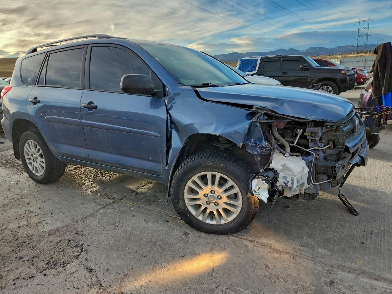 2011 TOYOTA RAV4 photo 4