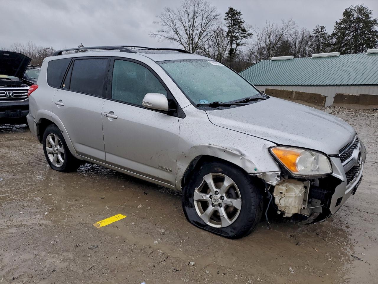 2011 TOYOTA RAV4 LIMITED photo 7