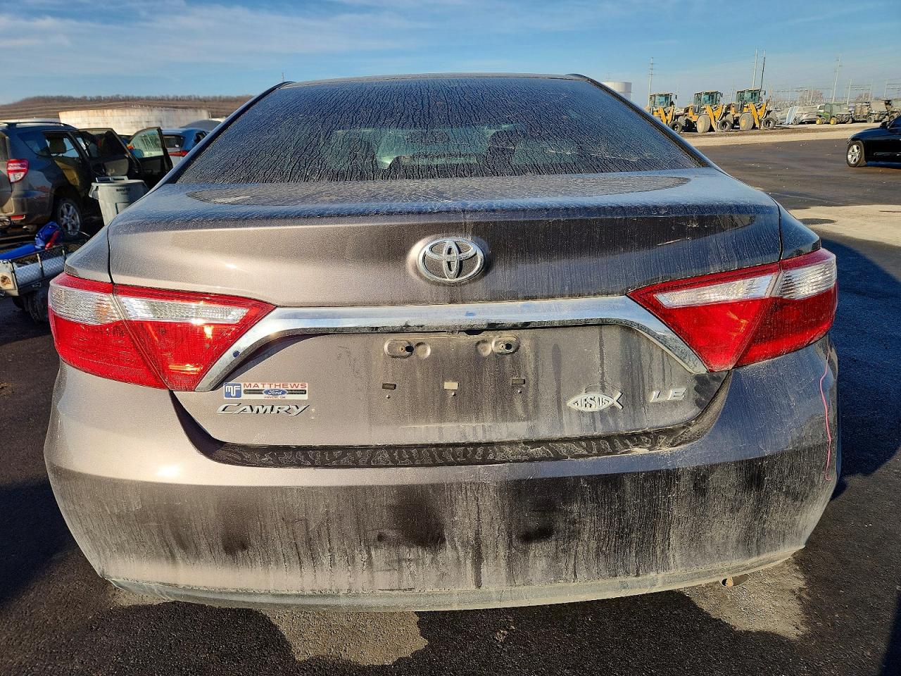 2016 TOYOTA CAMRY LE photo 6
