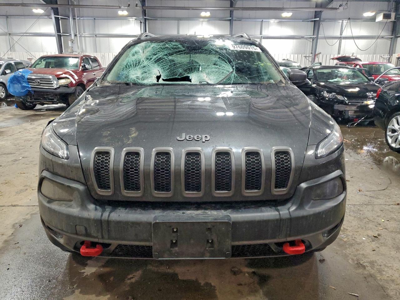 2015 JEEP CHEROKEE TRAILHAWK photo 5