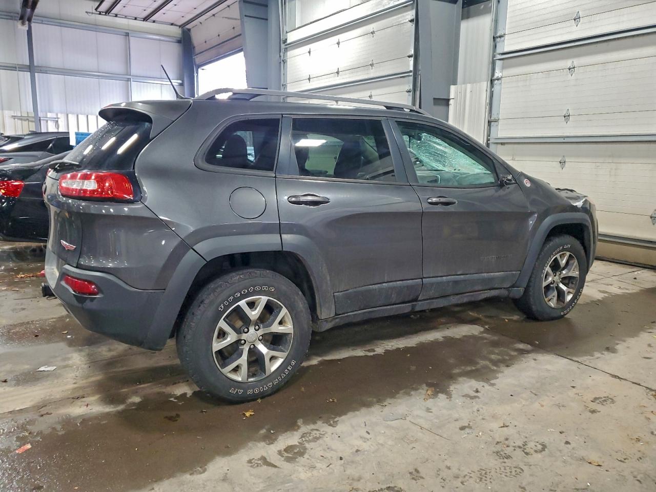 2015 JEEP CHEROKEE TRAILHAWK photo 3