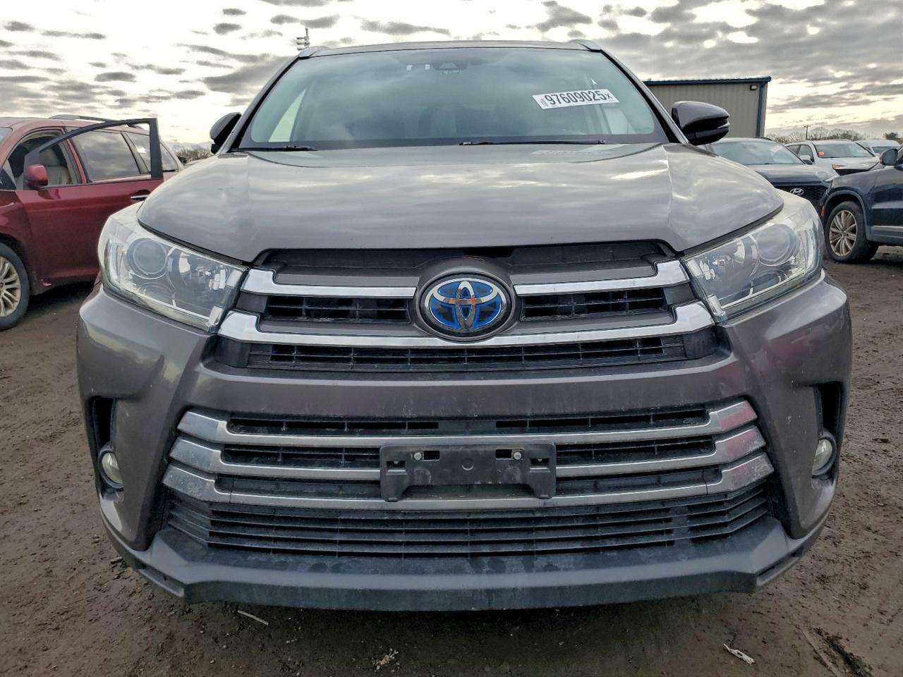 2018 TOYOTA HIGHLANDER HYBRID LIMITED photo 5