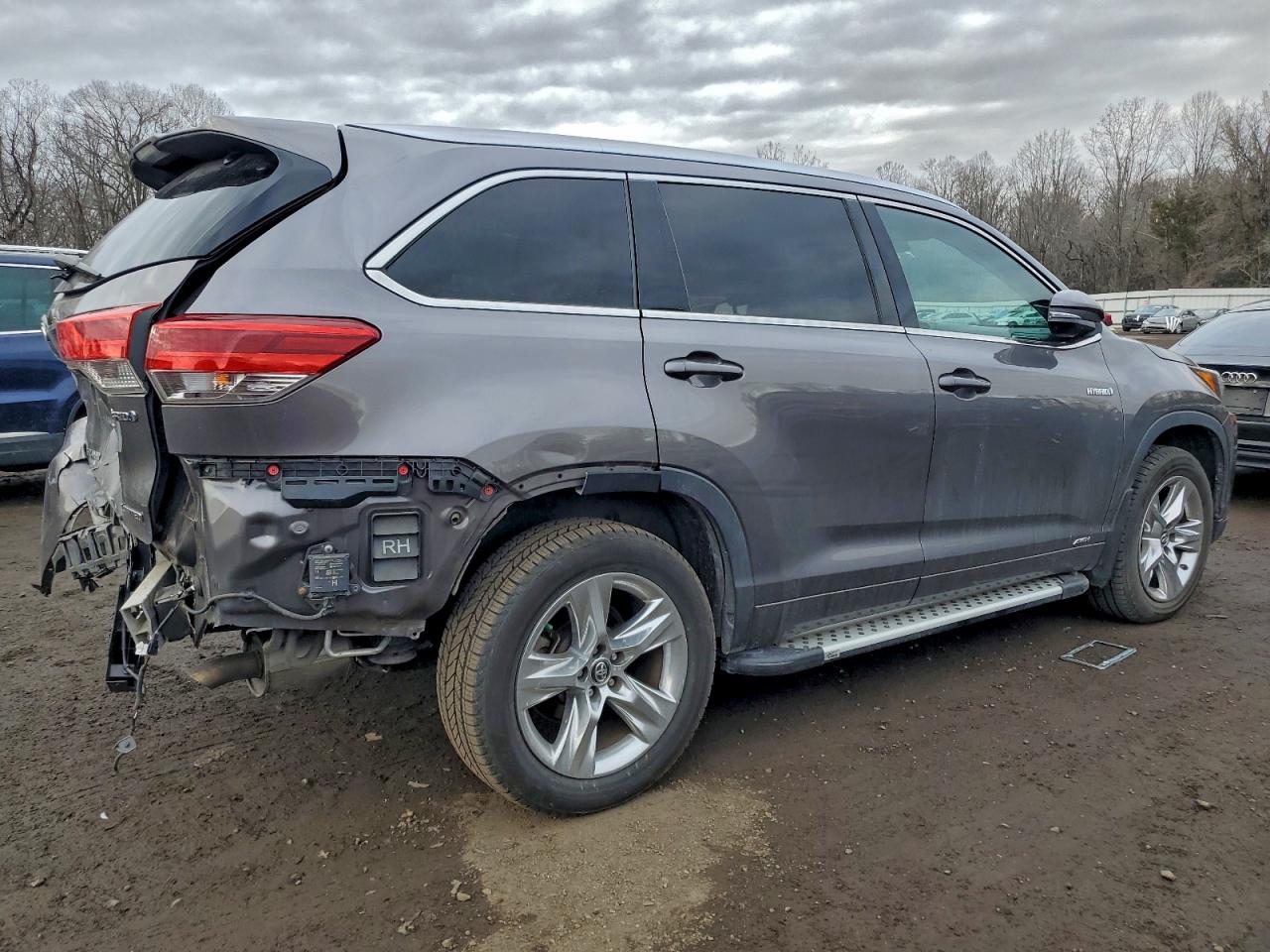 2018 TOYOTA HIGHLANDER HYBRID LIMITED photo 3