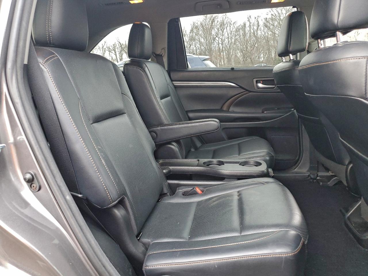 2018 TOYOTA HIGHLANDER HYBRID LIMITED photo 11