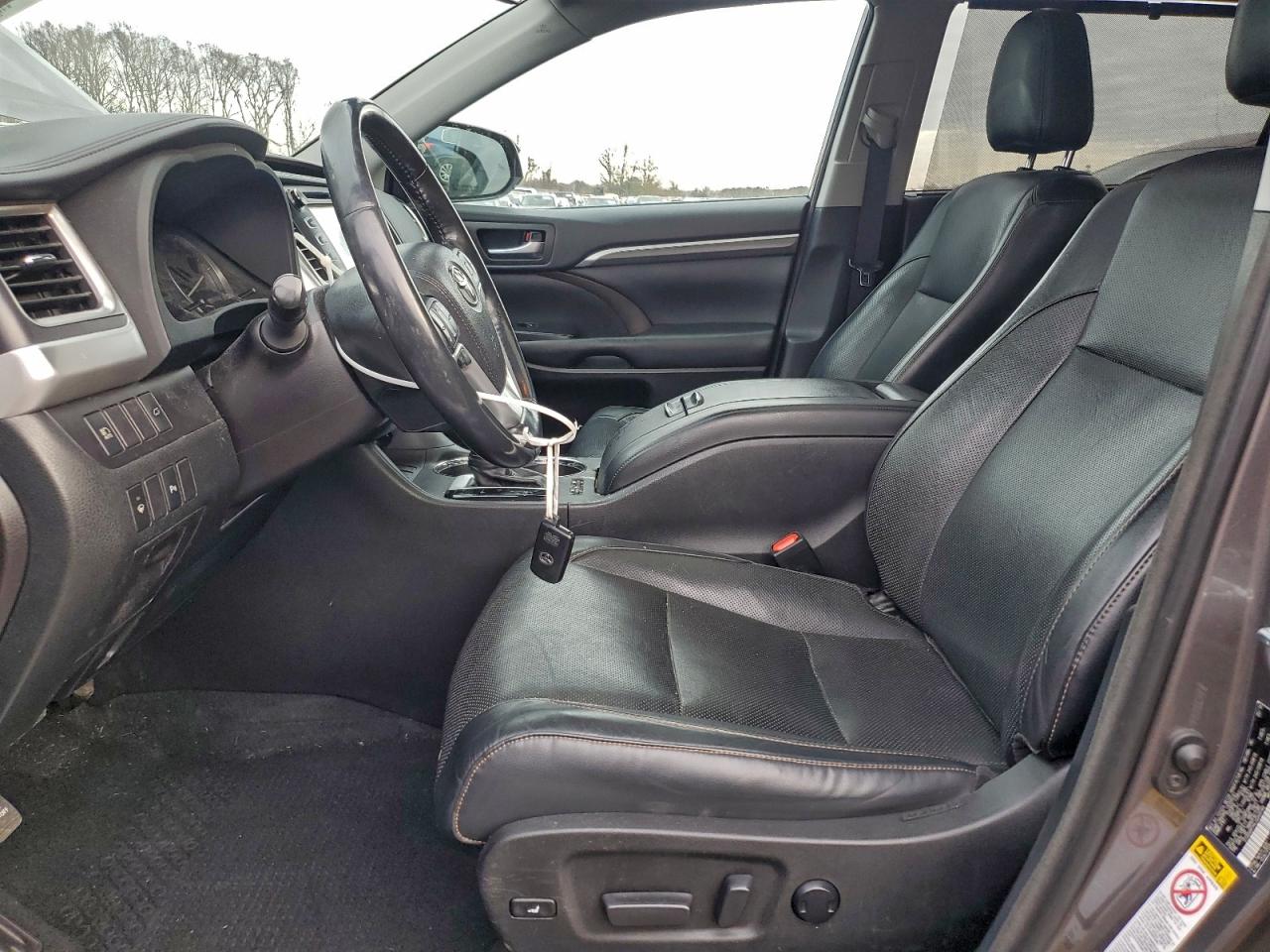 2018 TOYOTA HIGHLANDER HYBRID LIMITED photo 7