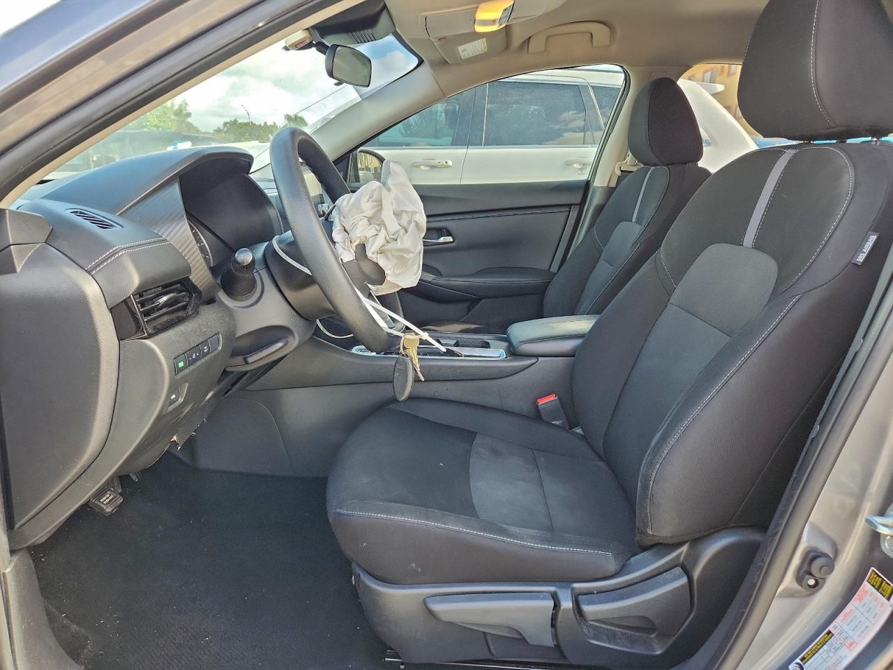 2023 NISSAN SENTRA SV photo 7