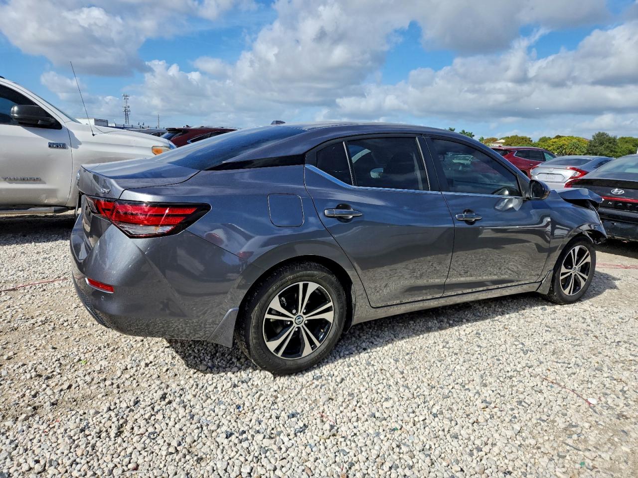 2023 NISSAN SENTRA SV photo 3