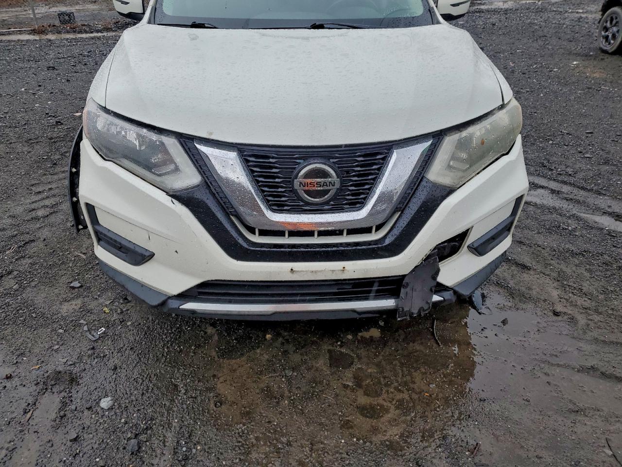 2018 NISSAN ROGUE S photo 12