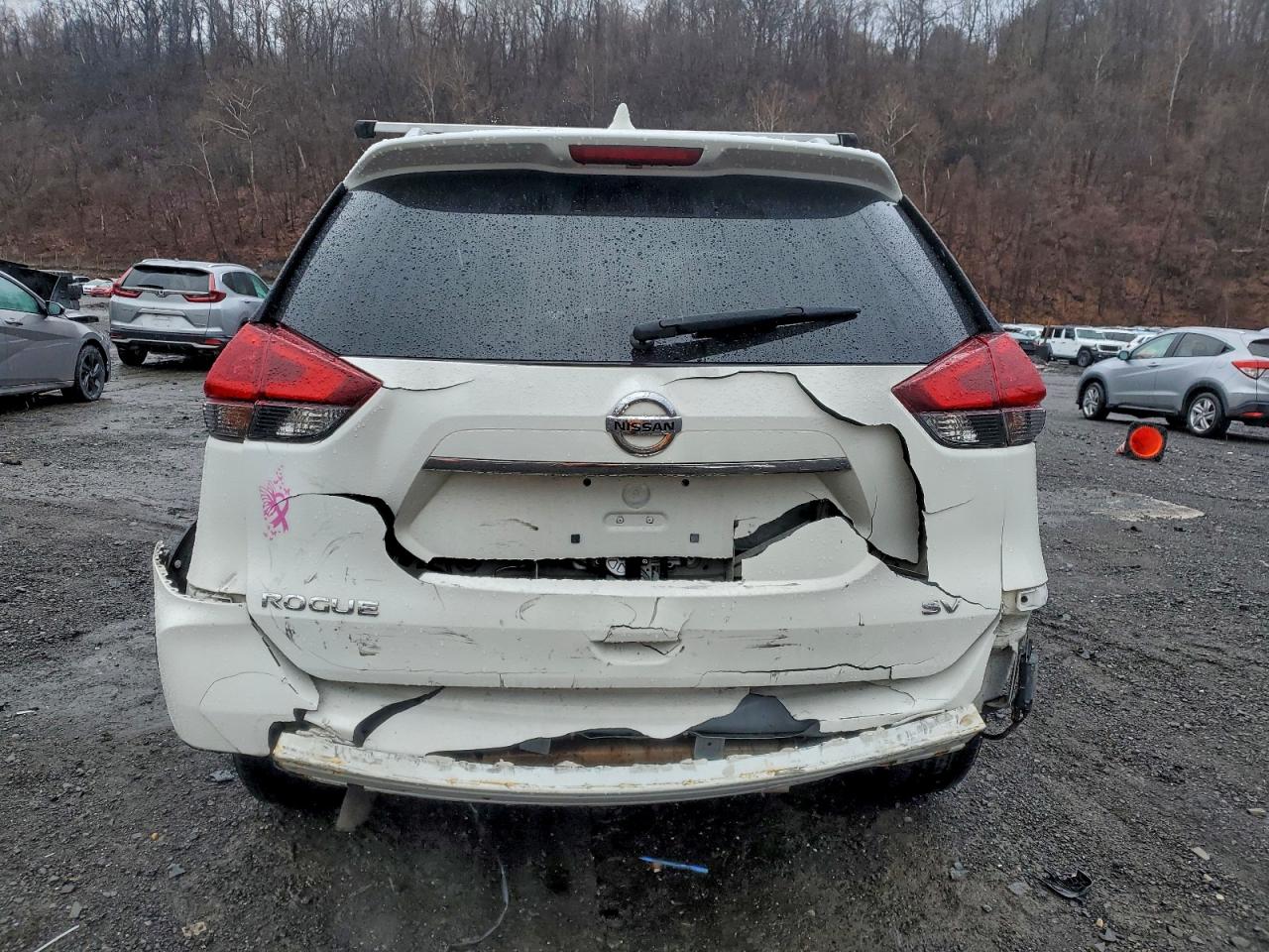 2018 NISSAN ROGUE S photo 6