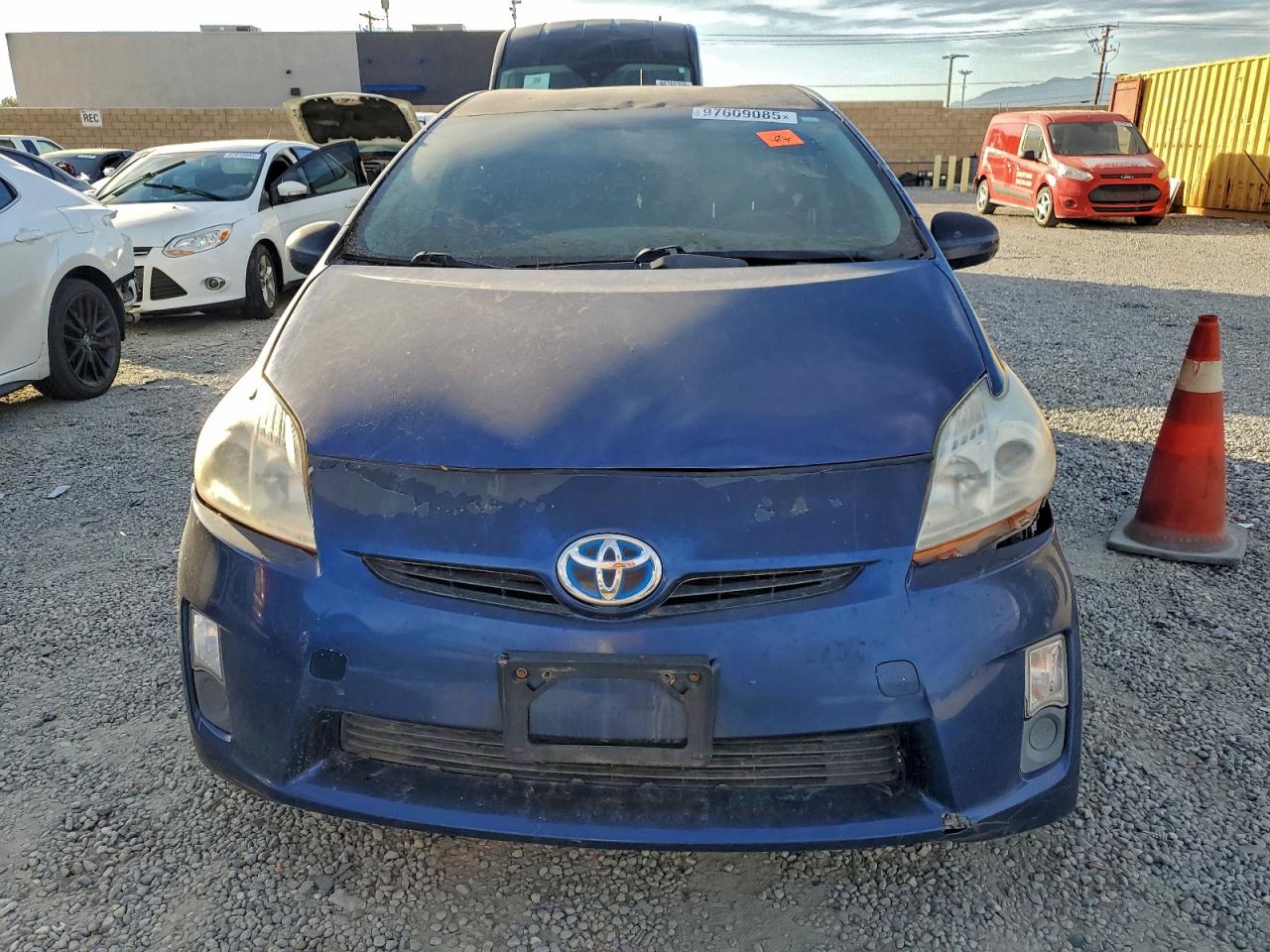 2011 TOYOTA PRIUS photo 5