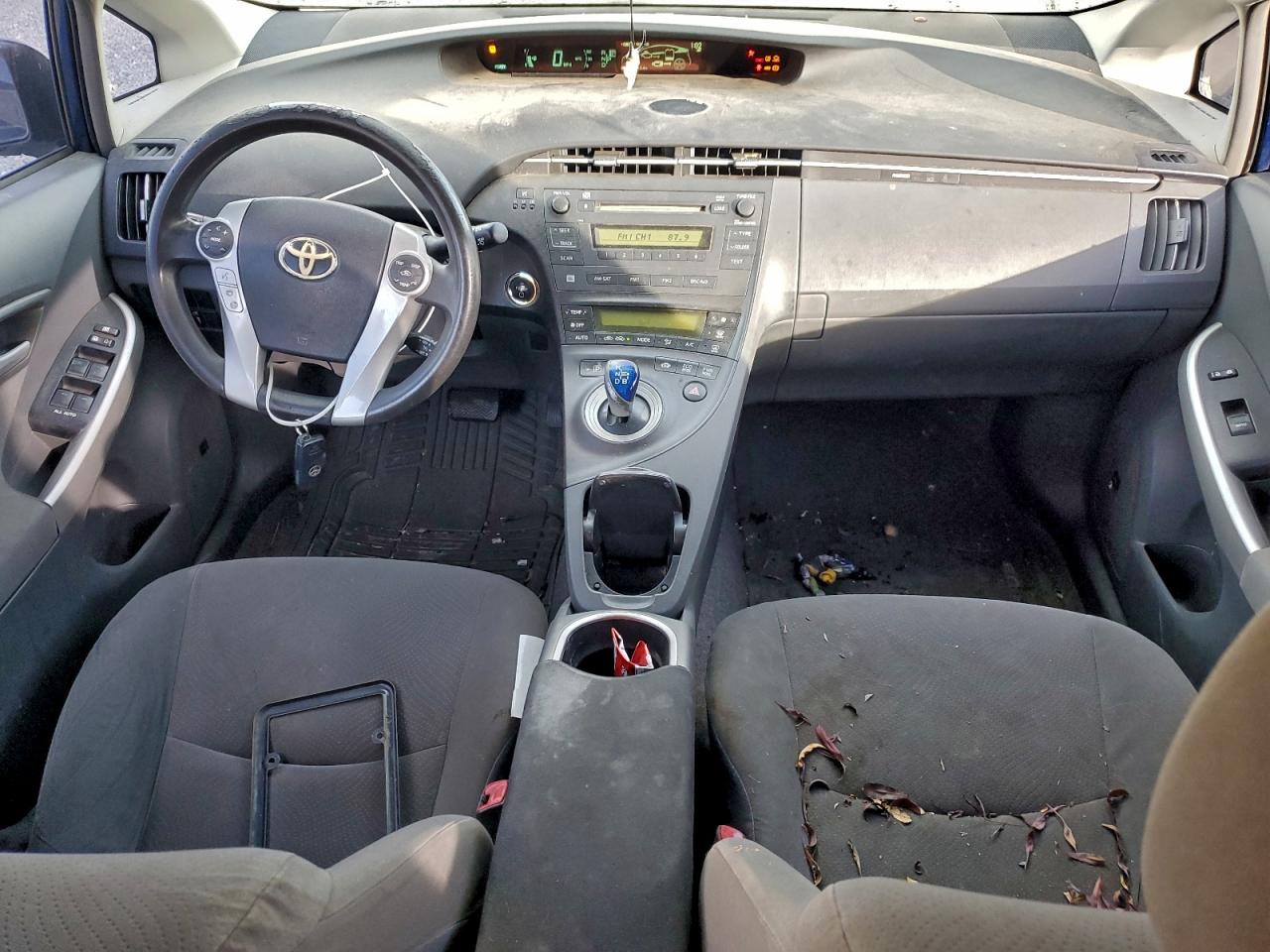 2011 TOYOTA PRIUS photo 8