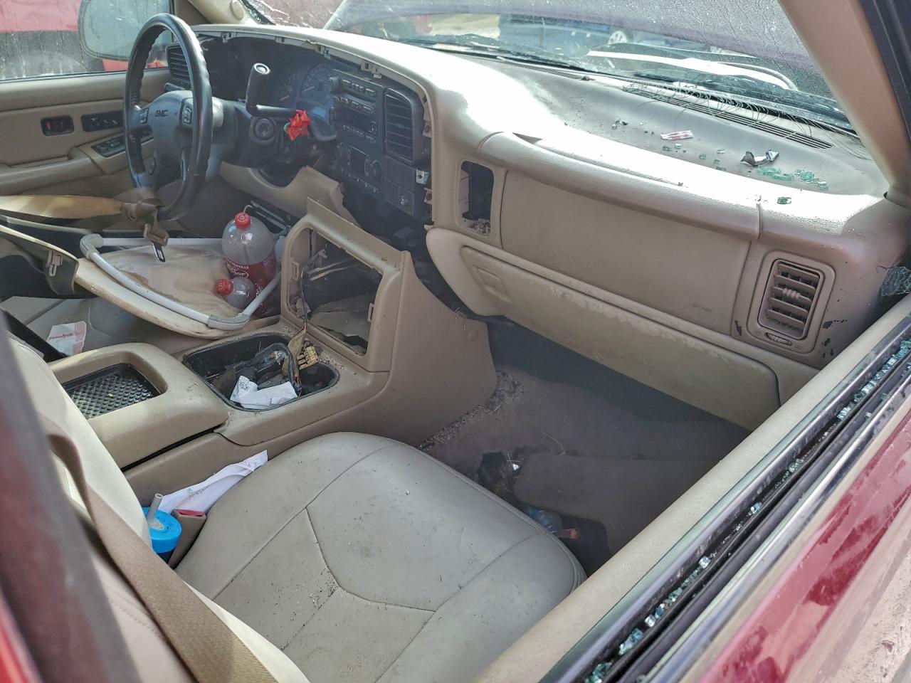2004 GMC YUKON XL C1500 photo 15