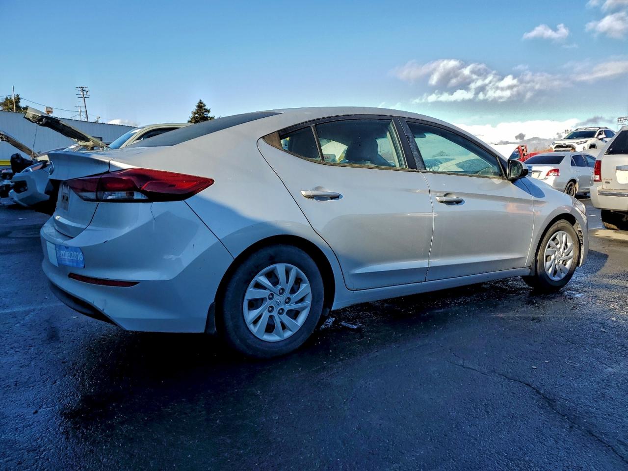 2018 HYUNDAI ELANTRA SE photo 3