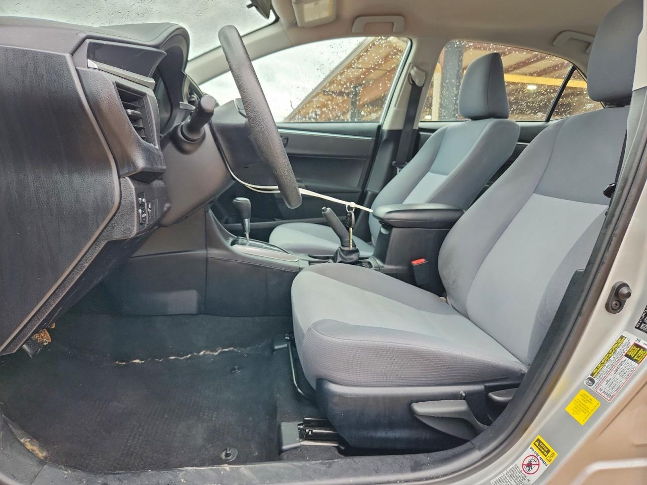 2014 TOYOTA COROLLA L photo 7