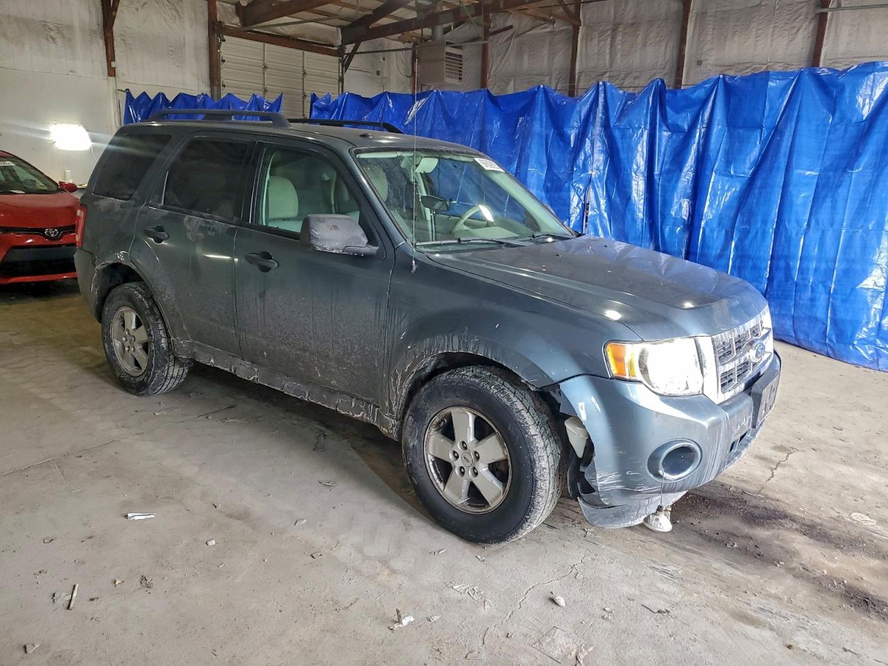 2012 FORD ESCAPE XLT photo 4